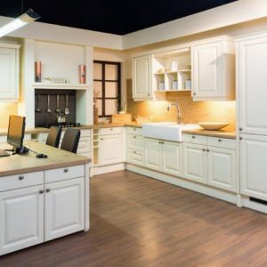 rodrix-küchenstudio-showroom-küche-weiß-matt-landhausstil-insel