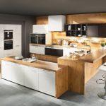 rodrix-küchenstudio-showroom-küche-holz-weiß-lack-hell
