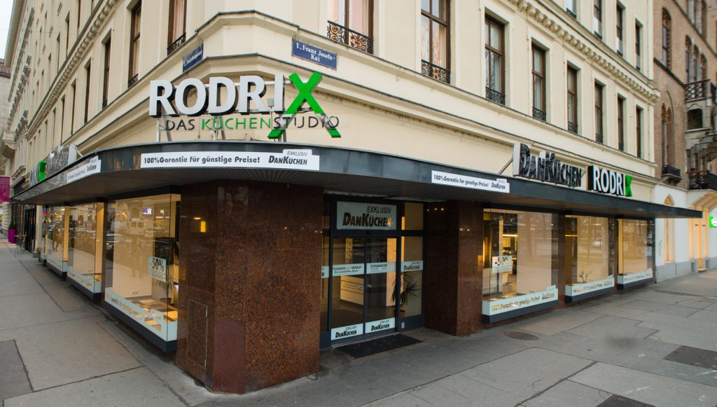 rodrix-studio-showroom-front